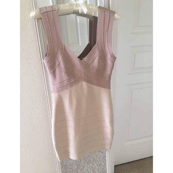 NWOT Bebe Bandage Bodycon Dress Small - Picture 3 of 4